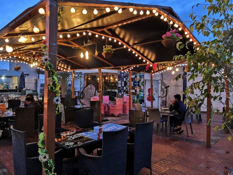 Open Air Restaurants In Johar Town Lahore Contact Number